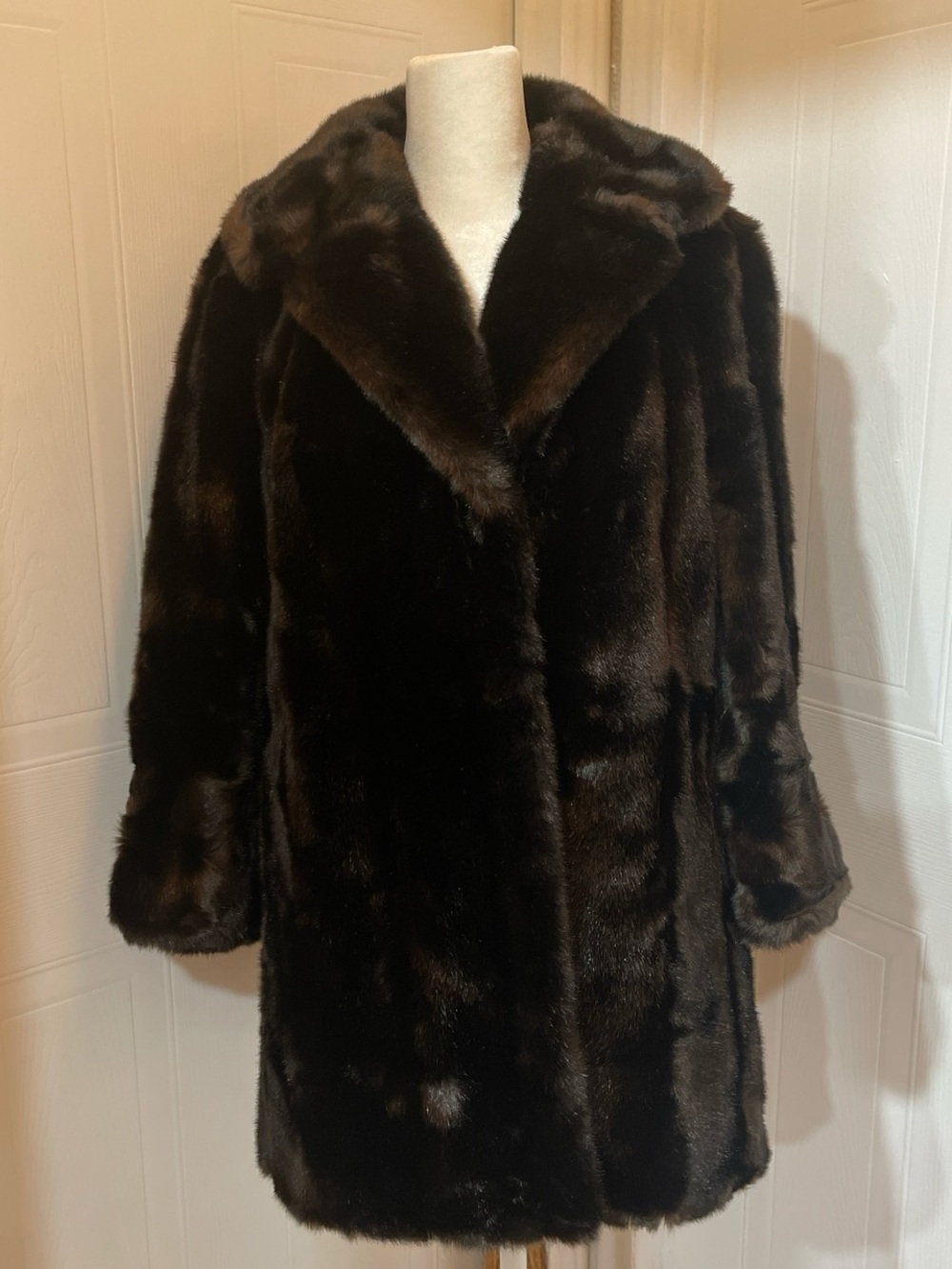 Women's Dark Brown Faux Fur Coat - Luxury Winter Jacket